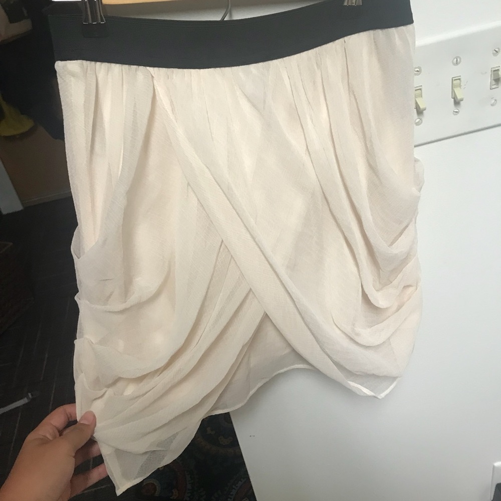 Light pink H&M skirt! Pretty ruffles